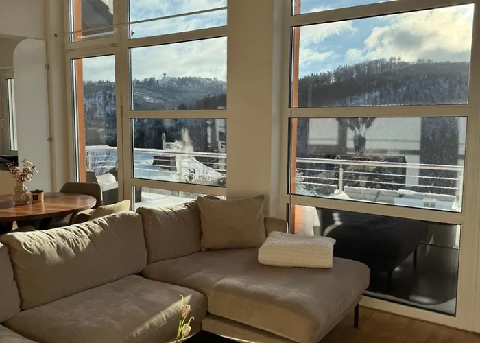 Stilvolle Ferienwohnung In Ruhiger Lage